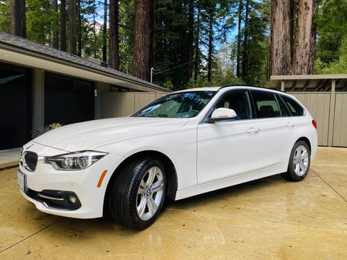 Used 2016 BMW 328d xDrive Wagon image 1
