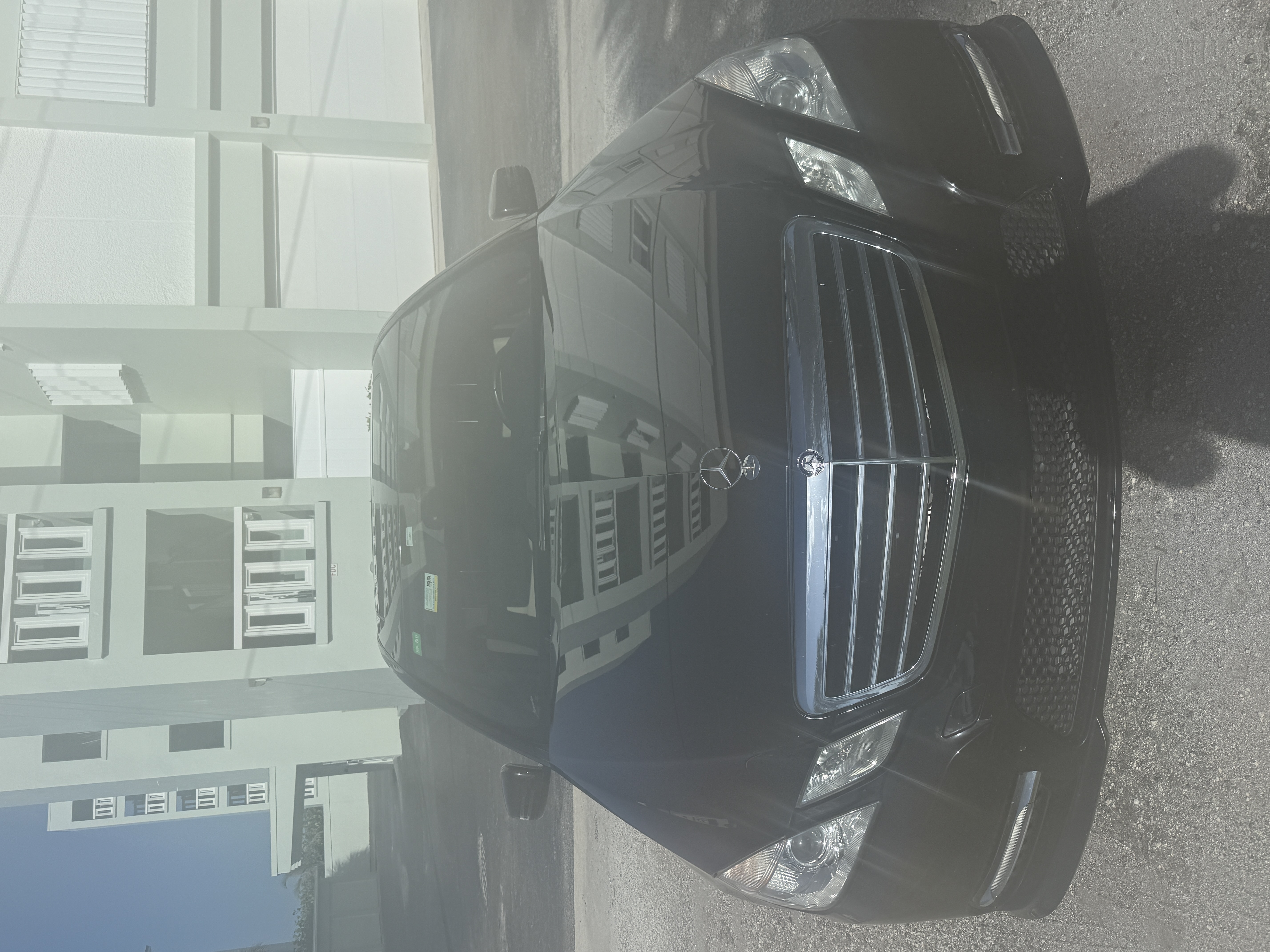 Used 2013 Mercedes-Benz E 350 Sedan image 4