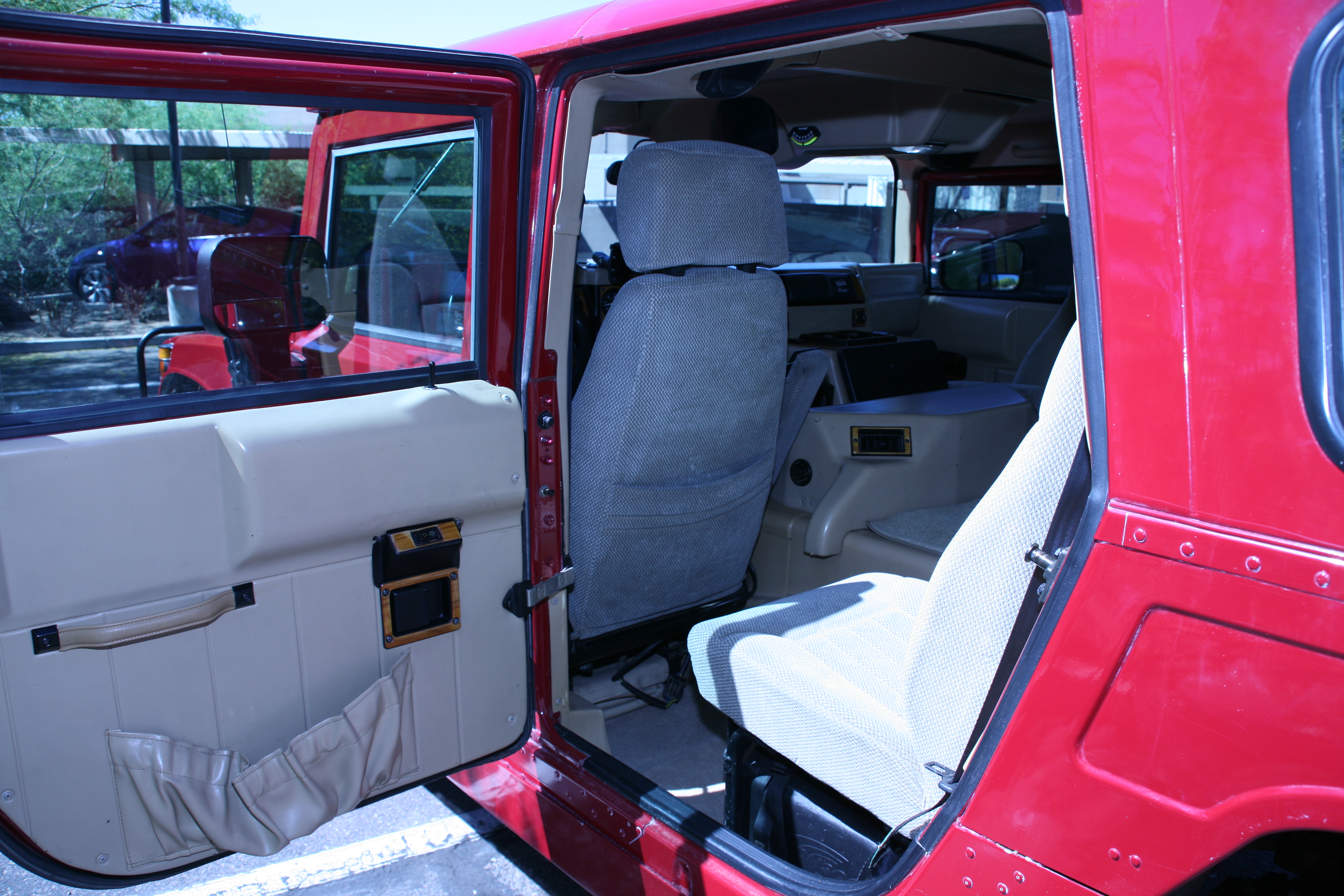 Used 1998 HUMMER H1 4-Door Wagon AWD/4WD image 13