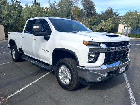 Used 2022 Chevrolet Silverado 2500 LT w/ Convenience Package image 1