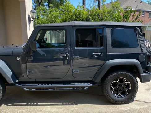 Used 2016 Jeep Wrangler Unlimited Sport w/ Quick Order Package 23S image 2