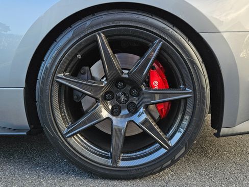 Used 2020 Ford Mustang Shelby GT500 w/ Carbon Fiber Track Pack image 12