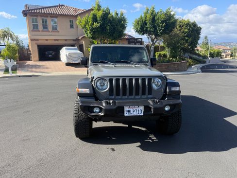 Used 2019 Jeep Wrangler Unlimited Sport S AWD/4WD image 12