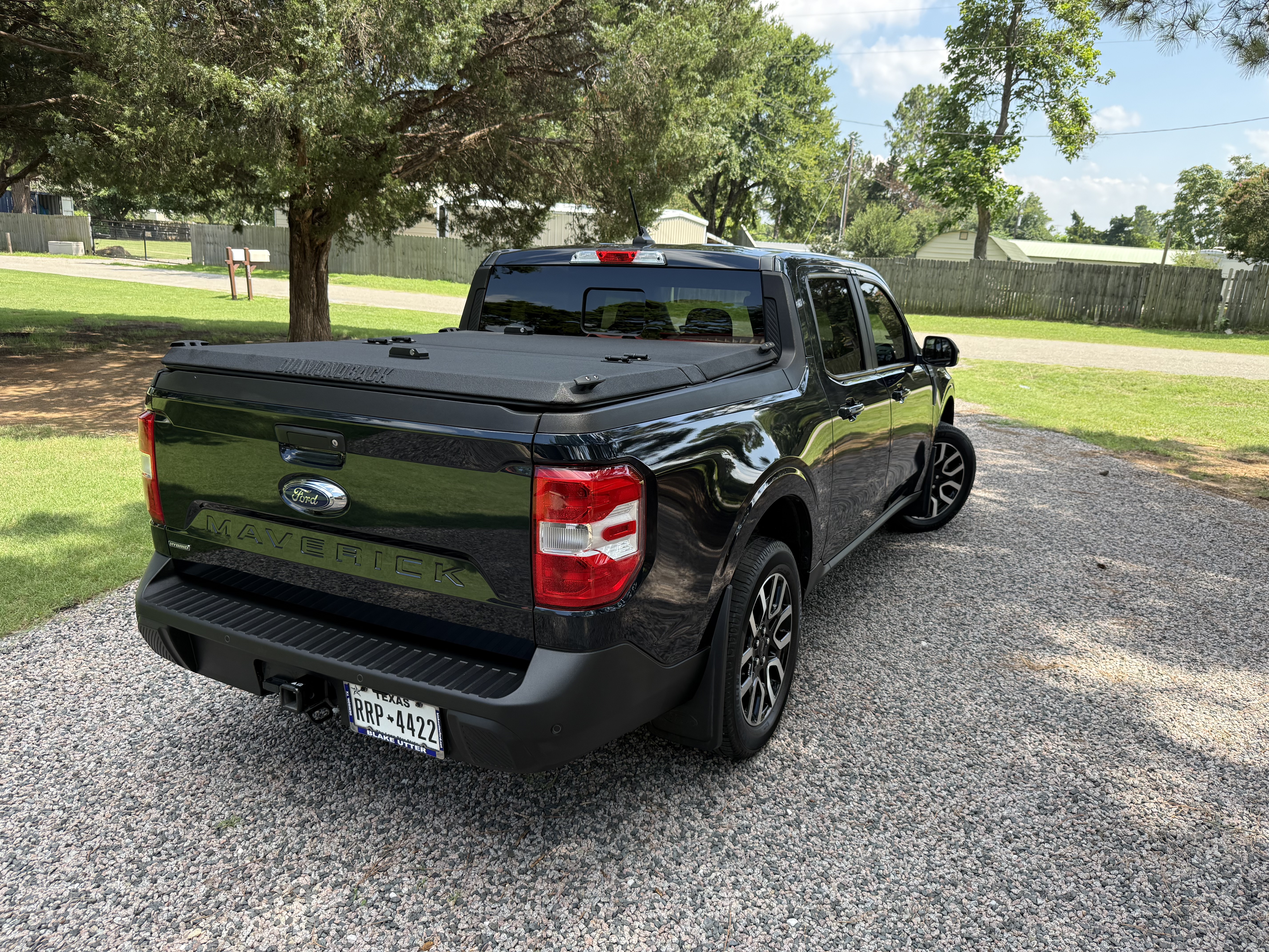 Used 2022 Ford Maverick Lariat w/ Lariat Luxury Package FWD image 2