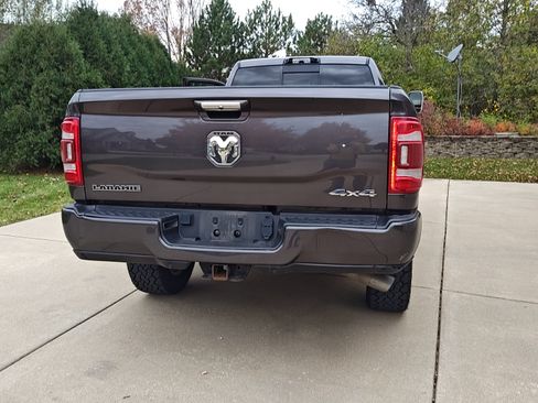 Used 2022 RAM 3500 Laramie w/ Safety Group B image 9