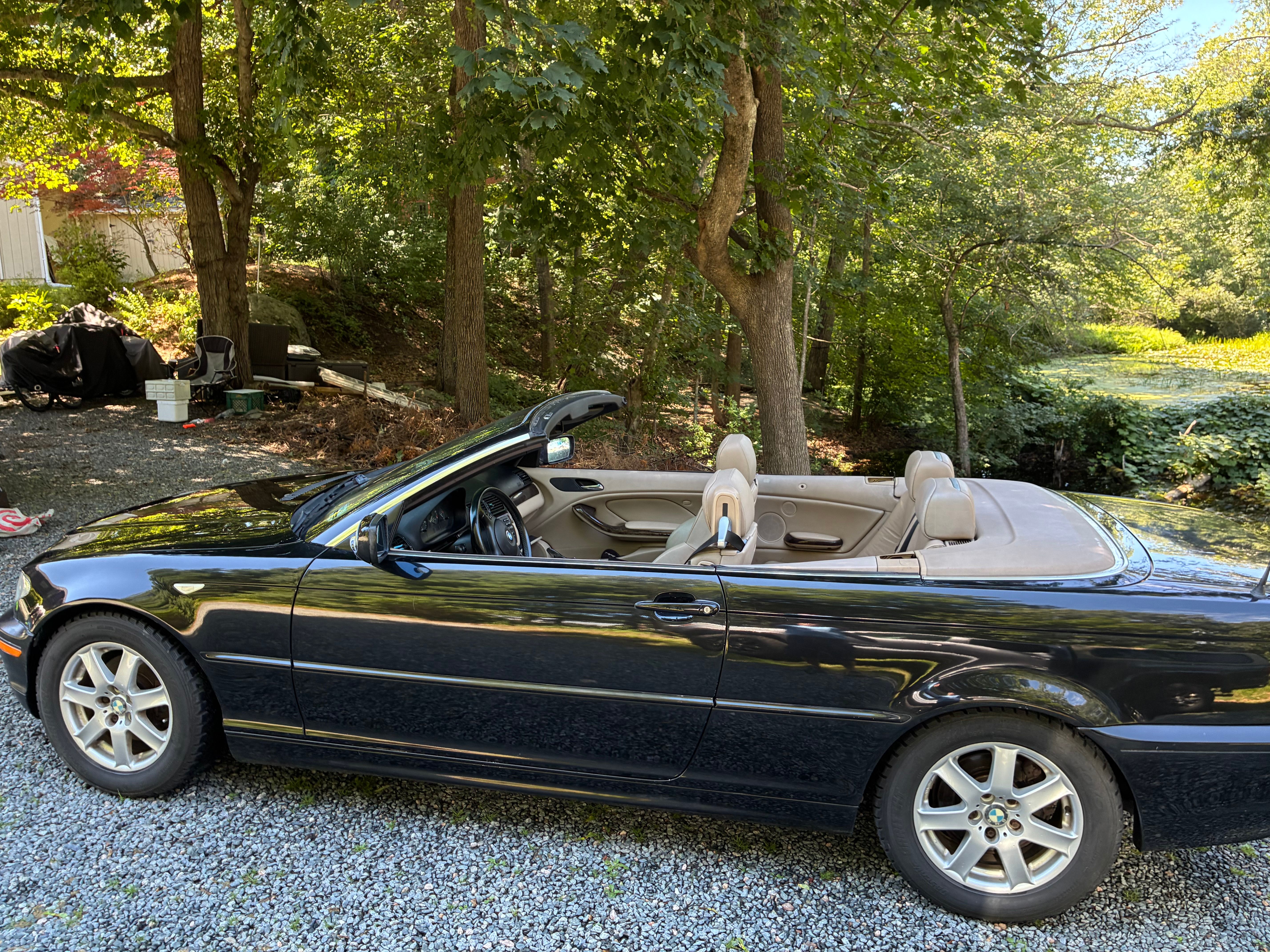 Used 2004 BMW 325Ci Convertible RWD image 2
