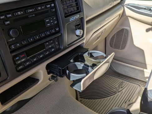Used 2005 Ford Excursion Eddie Bauer image 24
