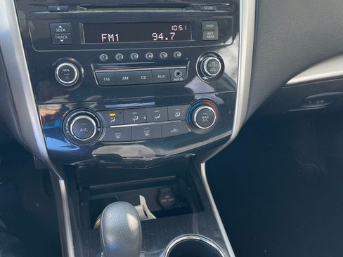 Used 2014 Nissan Altima 2.5 S image 9