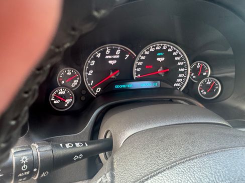 Used 2013 Chevrolet Corvette Grand Sport w/ 3LT Preferred Equipment Group RWD image 11