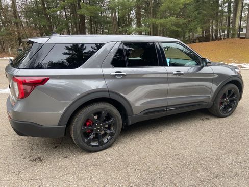 Used 2021 Ford Explorer ST w/ Equipment Group 401A image 2