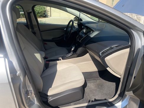 Used 2016 Ford Focus Electric Hatchback image 15