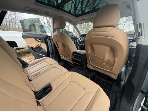 Used 2023 Audi Q8 Premium Plus w/ Premium Plus Package image 13