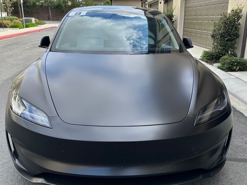 Used 2024 Tesla Model 3 Performance image 1