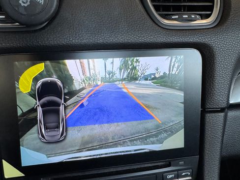 Used 2019 Porsche 718 Cayman image 21