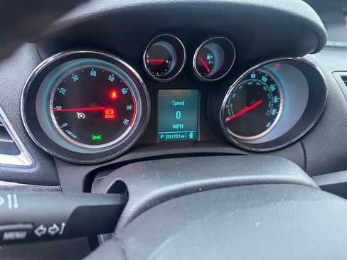 Used 2015 Buick Encore Convenience image 8