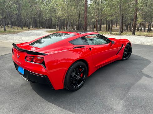 Used 2015 Chevrolet Corvette Stingray Coupe w/ 2LT Preferred Equipment Group image 1