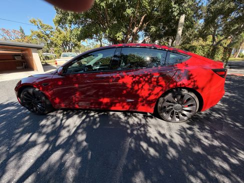 Used 2022 Tesla Model 3 Performance image 10