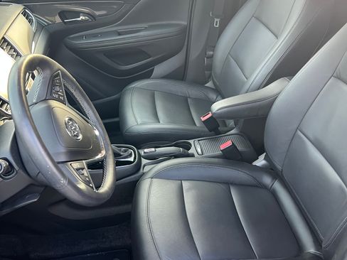 Used 2018 Buick Encore Essence FWD image 10