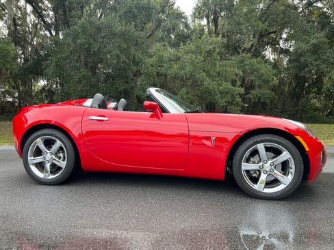 Used 2007 Pontiac Solstice GXP w/ Premium Package image 9