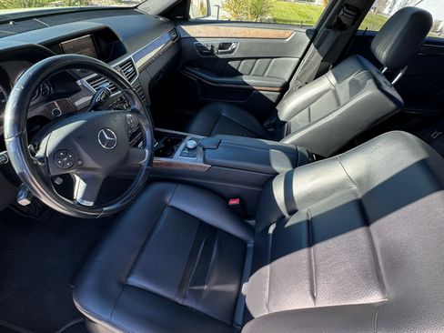 Used 2011 Mercedes-Benz E 350 4MATIC Sedan image 11
