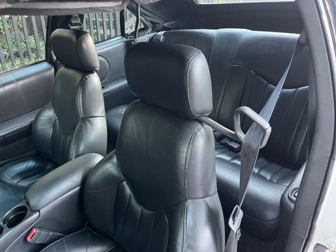 Used 1995 Oldsmobile Cutlass Supreme Convertible image 10