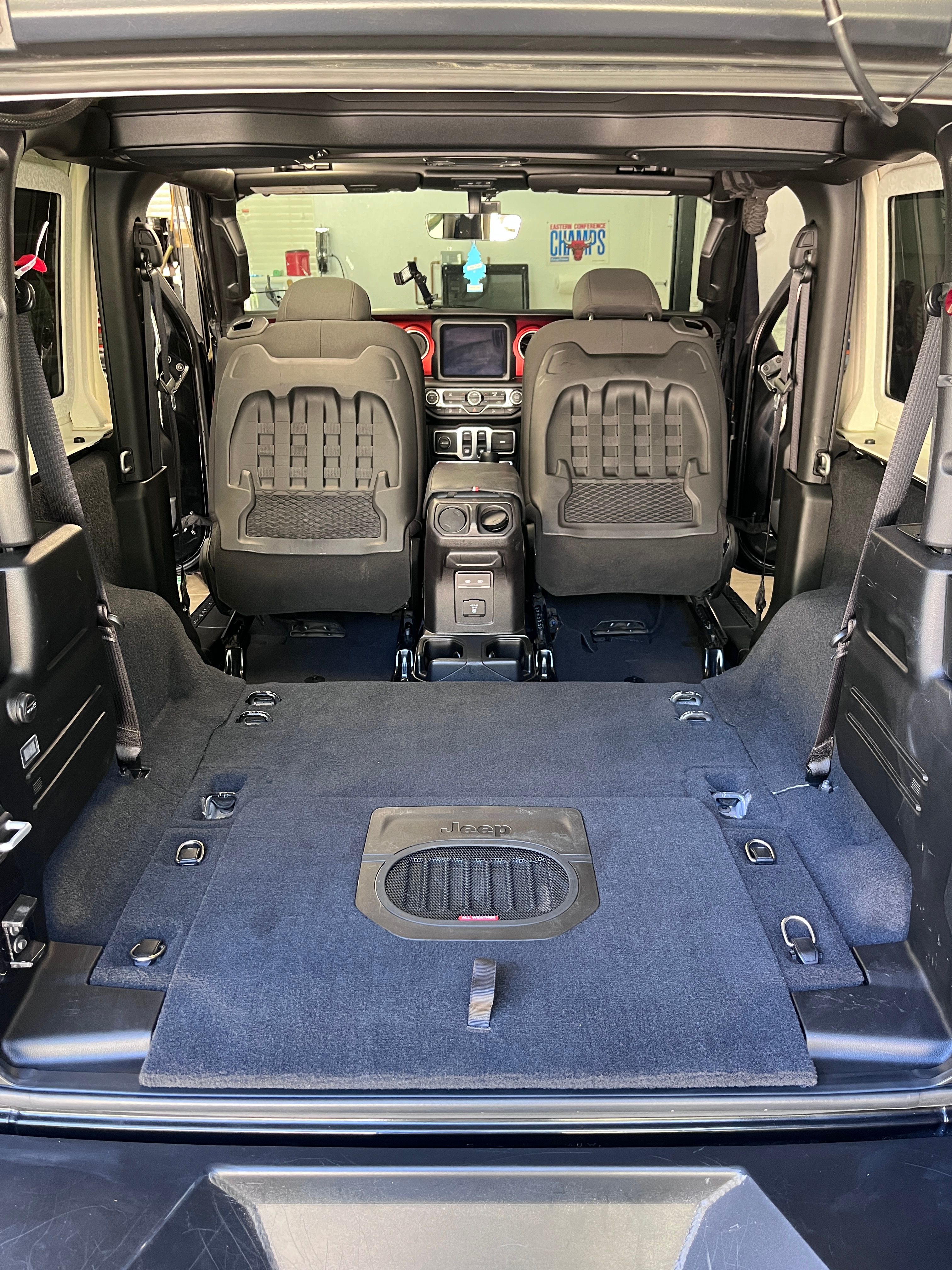 Used 2021 Jeep Wrangler Rubicon AWD/4WD image 11