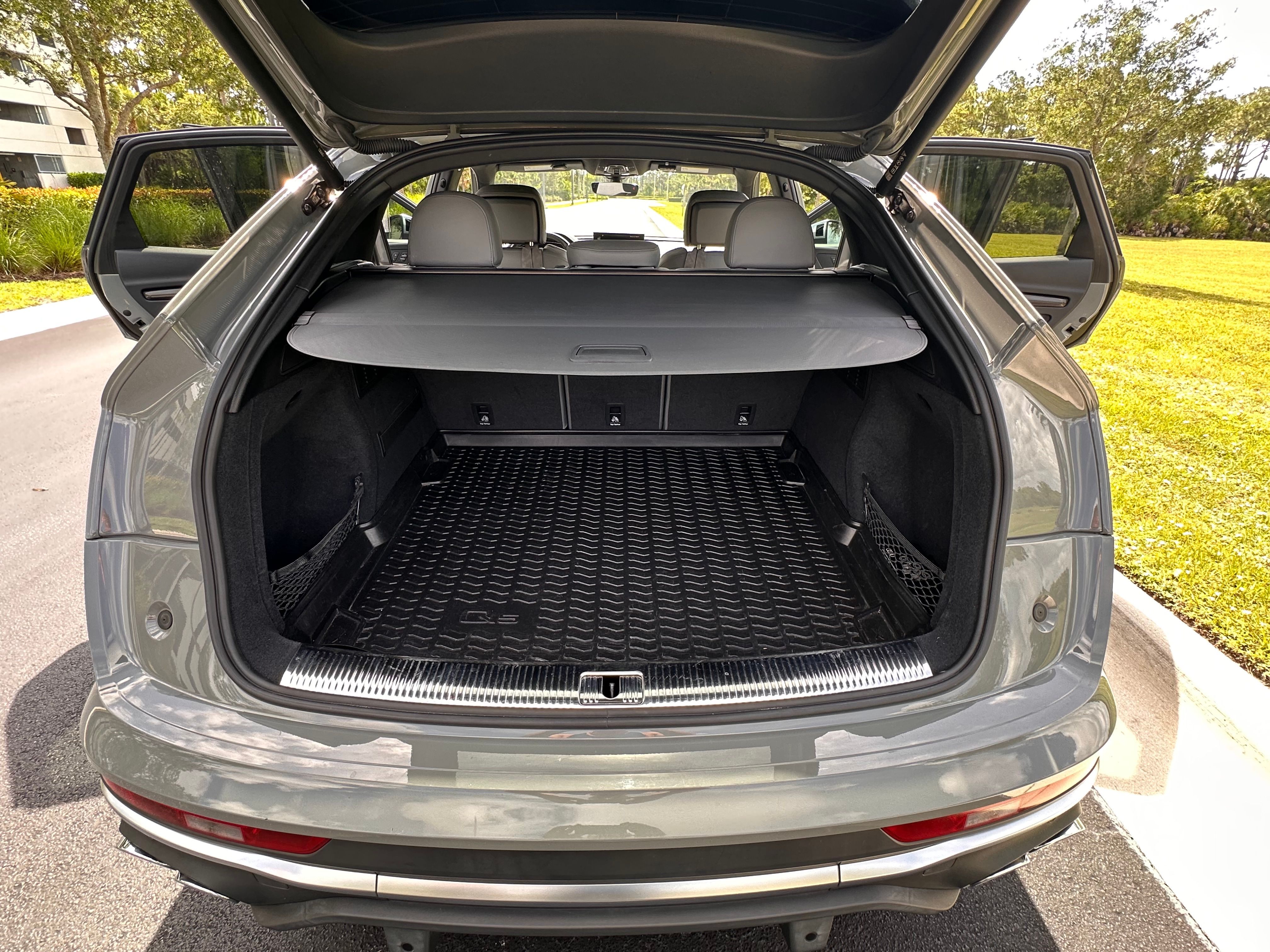 Used 2022 Audi SQ5 Premium w/ Convenience Package AWD/4WD image 15