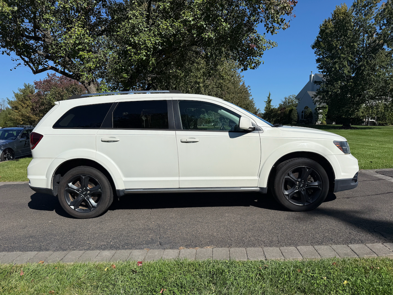 Used 2018 Dodge Journey Crossroad AWD/4WD image 2