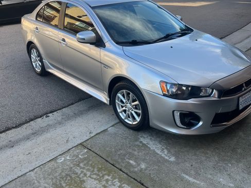 Used 2016 Mitsubishi Lancer ES image 1