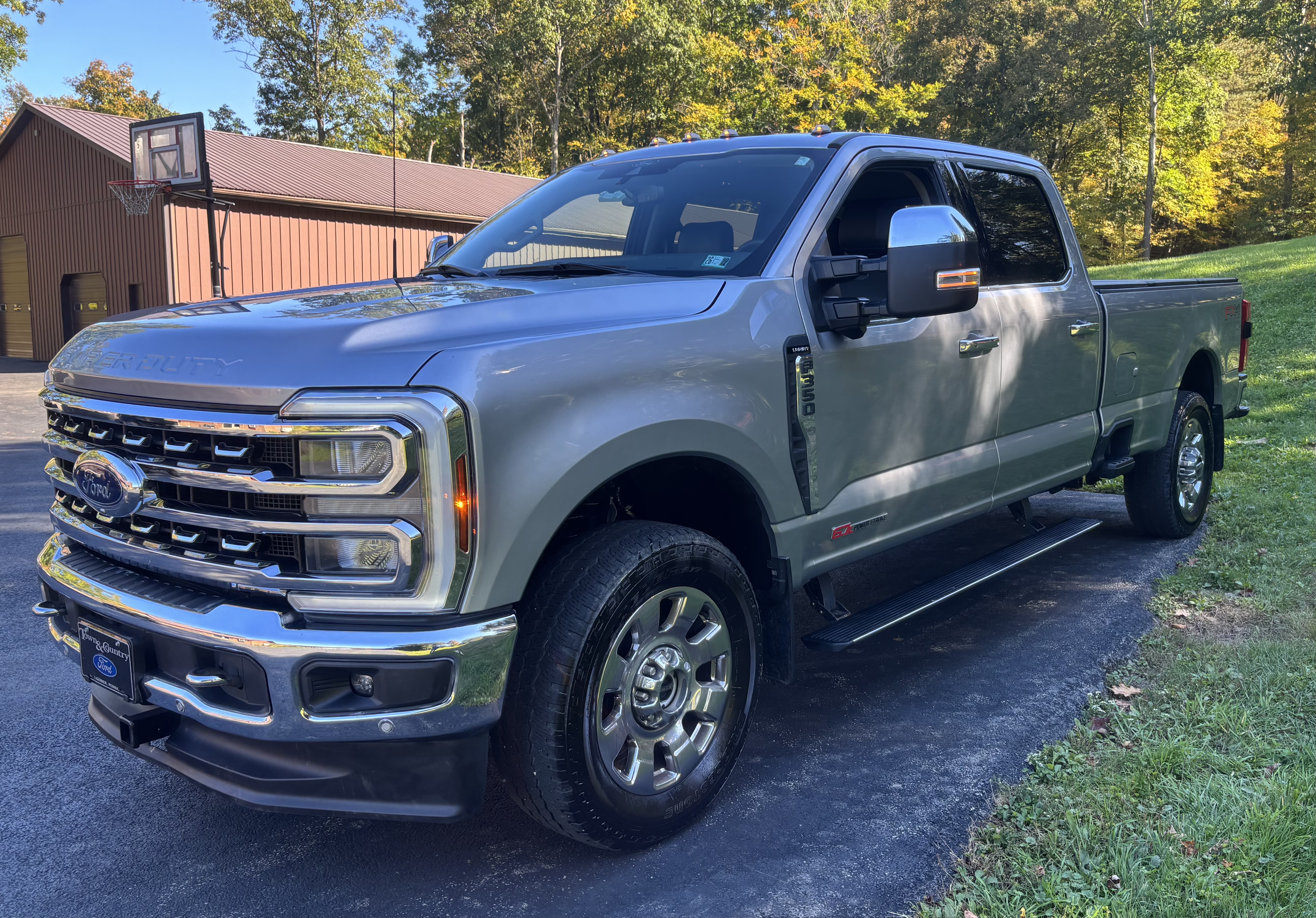 Used 2024 Ford F350 Lariat w/ Lariat Ultimate Package AWD/4WD image 2