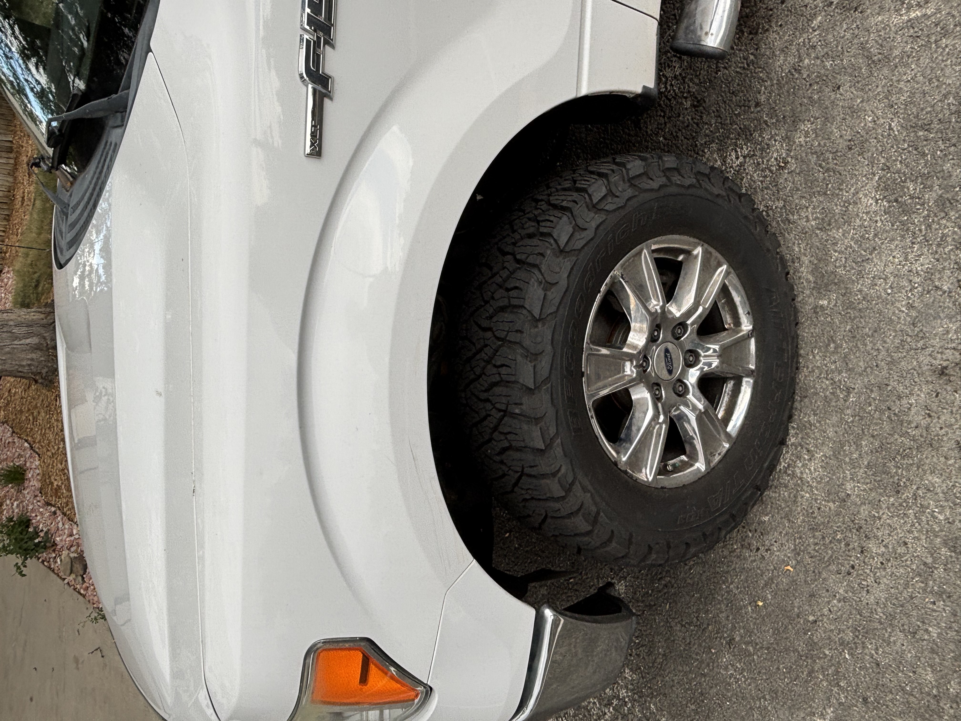 Used 2014 Ford F150 XLT w/ Equipment Group 302A Luxury AWD/4WD image 11