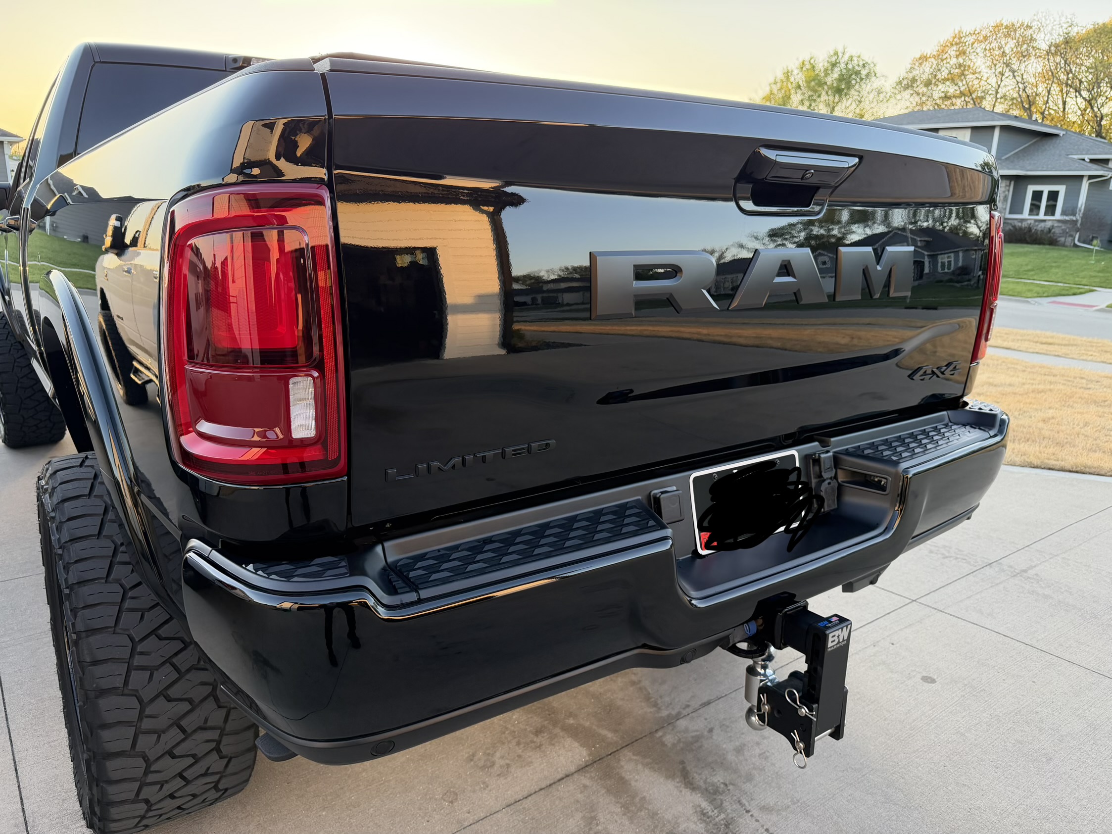 Used 2025 RAM 3500 Limited AWD/4WD image 5