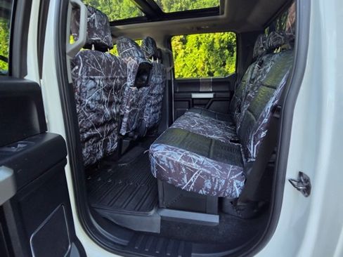 Used 2017 Ford F350 Lariat w/ Camper Package AWD/4WD image 8