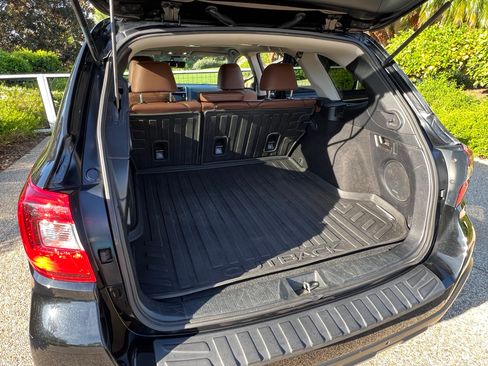 Used 2019 Subaru Outback 3.6R Touring w/ Popular Package #3A image 10