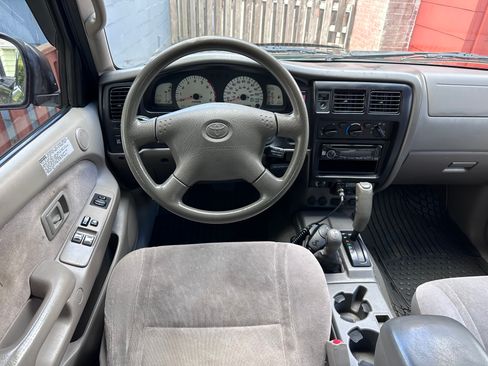 Used 2003 Toyota Tacoma 4x4 Xtracab V6 w/ Convenience Pkg image 22