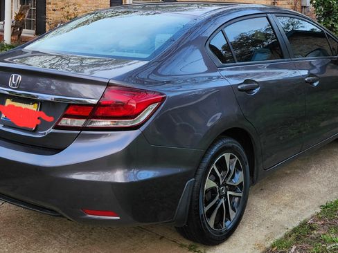 Used 2015 Honda Civic EX image 2