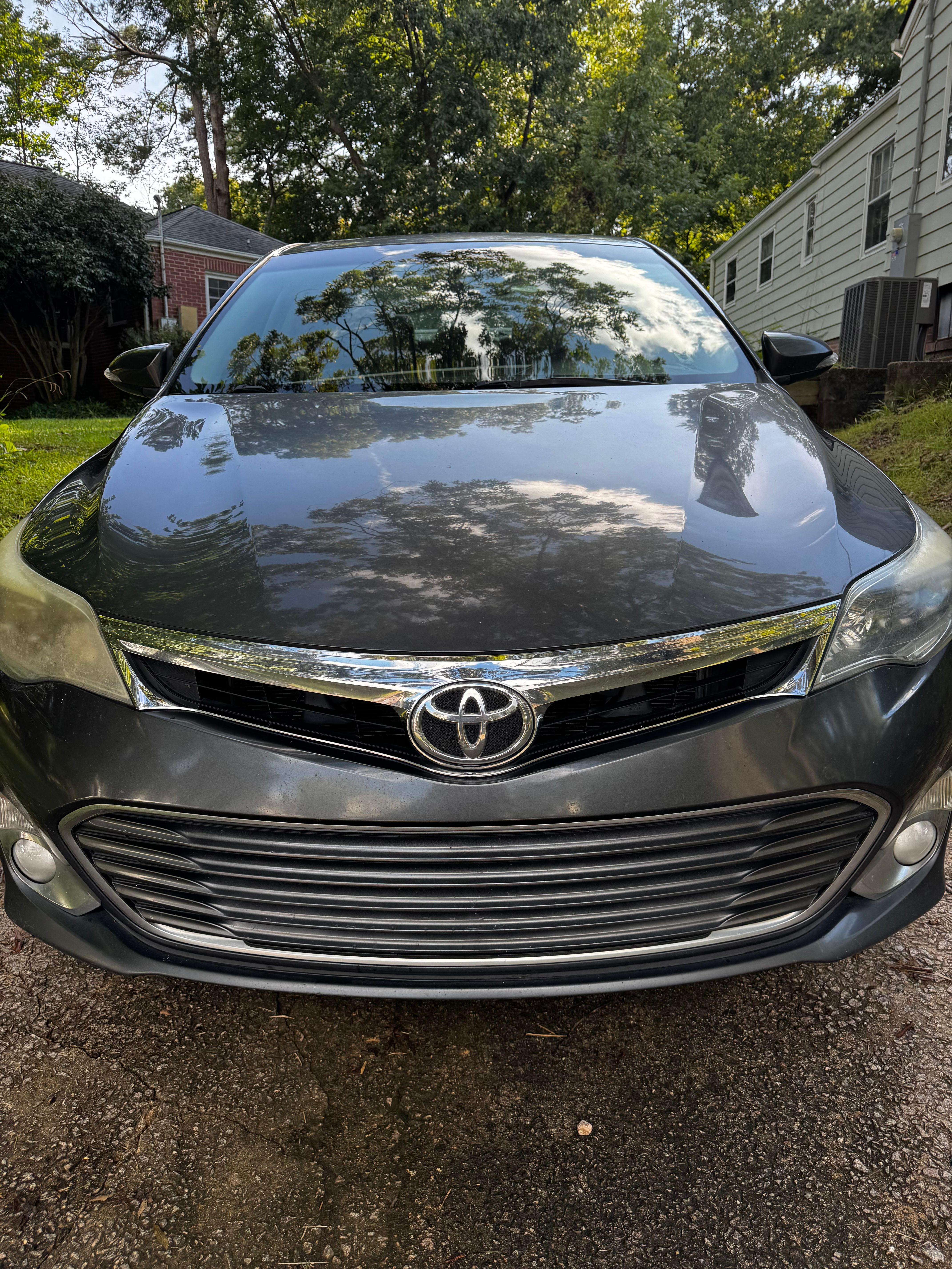 Used 2013 Toyota Avalon Limited FWD image 4