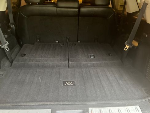 Used 2015 INFINITI QX60 3.5 Sport Utility 4D w/ Premium Plus Package image 4