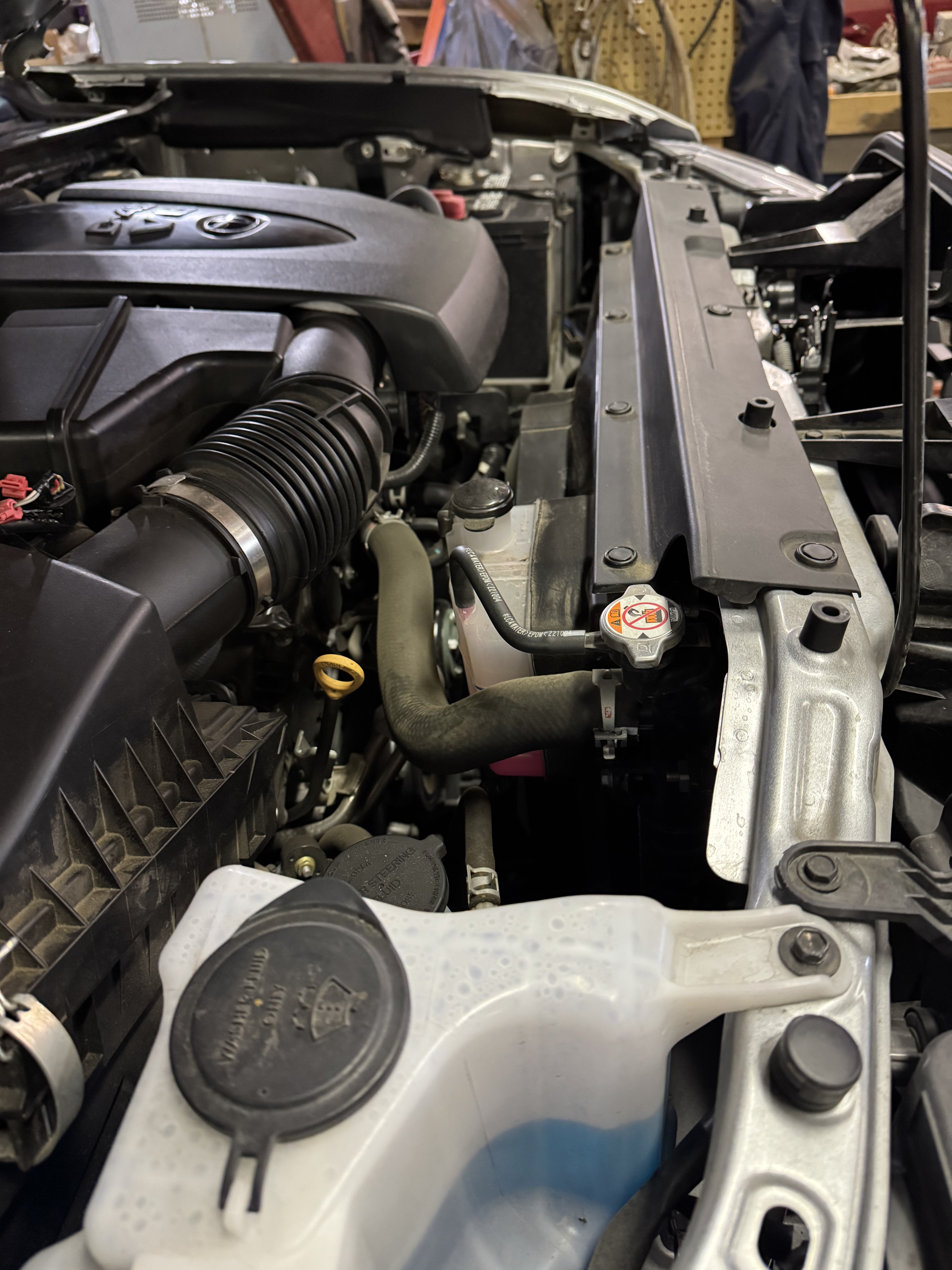 Used 2023 Toyota Tacoma TRD Off-Road w/ Technology Package AWD/4WD image 10