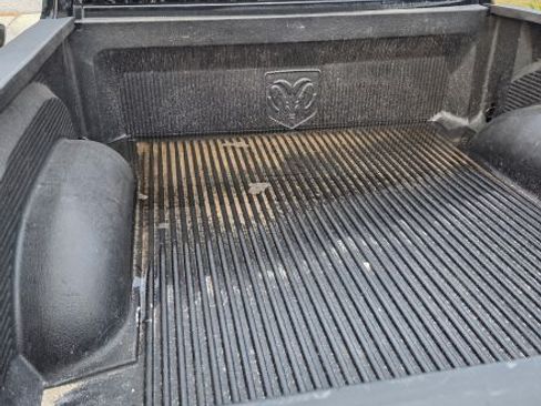 Used 2012 RAM 1500 Express image 9
