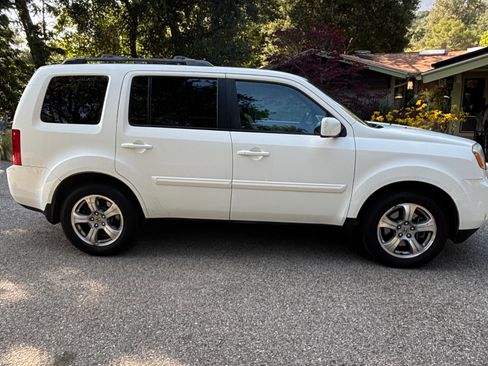 Used 2015 Honda Pilot EX-L image 2