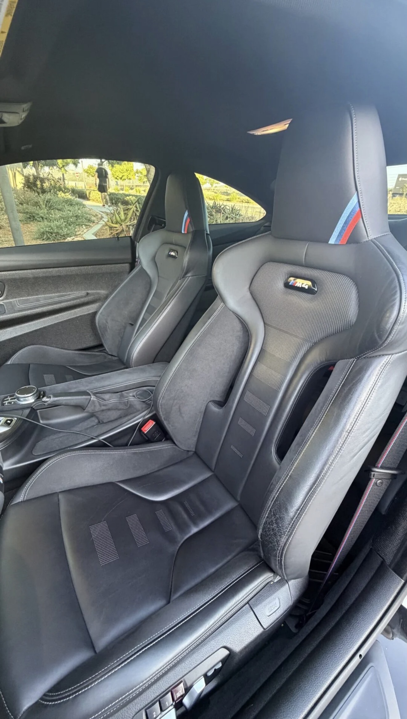 Used 2019 BMW M4 CS RWD image 8