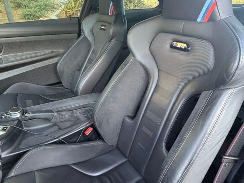 Used 2019 BMW M4 CS RWD image 8