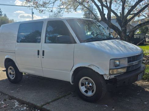 Used 2001 Chevrolet Astro image 5