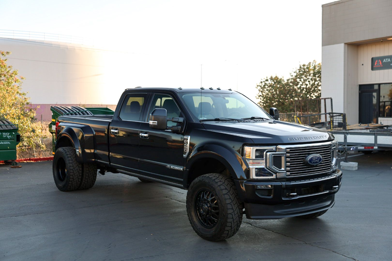 Used 2021 Ford F450 Limited w/ FX4 Off-Road Package AWD/4WD image 2