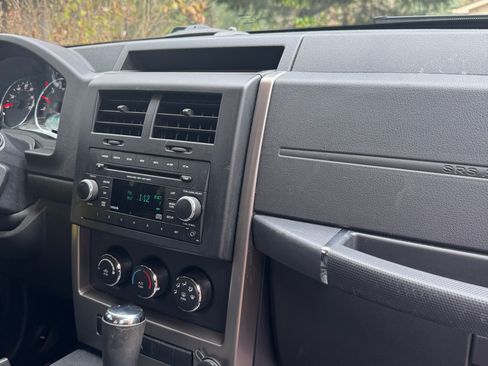 Used 2012 Jeep Liberty Sport w/ Trailer Tow Class III Group image 11