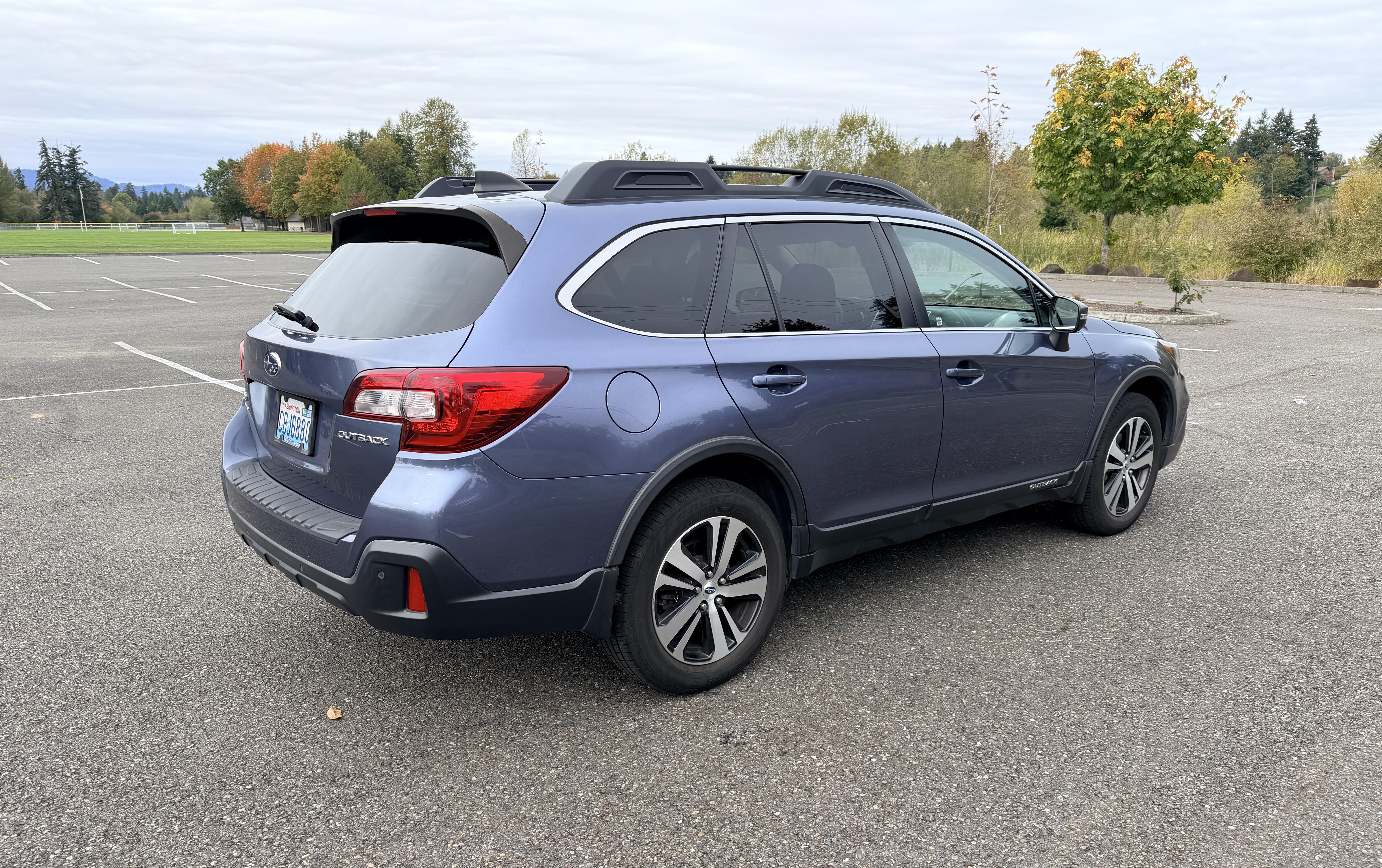Used 2018 Subaru Outback 2.5i Limited AWD/4WD image 6
