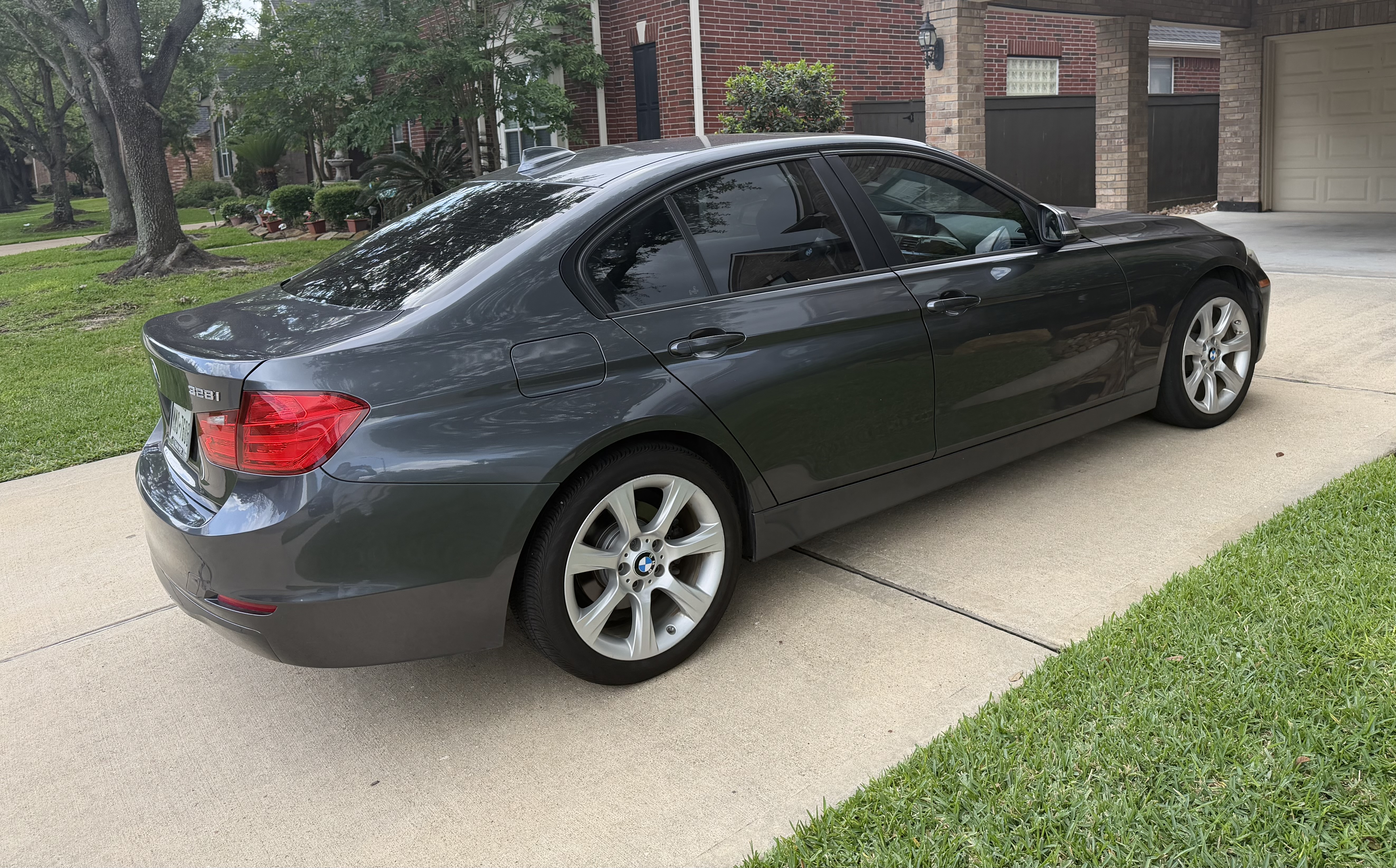 Used 2015 BMW 328i Sedan RWD image 5