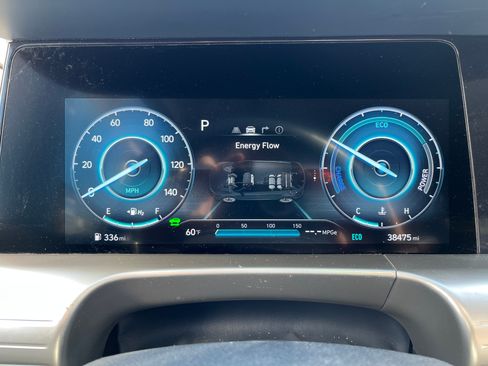 Used 2022 Hyundai Nexo Limited FWD image 13