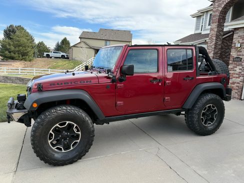 Used 2011 Jeep Wrangler Unlimited Sport image 11